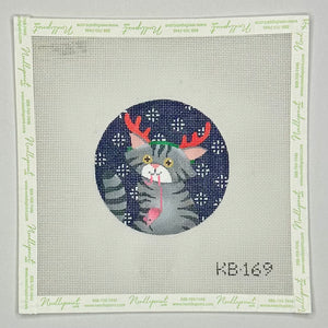 Tabby Cat Xmas Circle