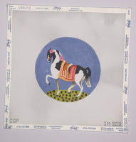 Black & White Horse Round
