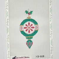Old Fashioned Ornament - Green and Red