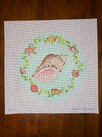 Round Conch w/Mixed Shells Border
